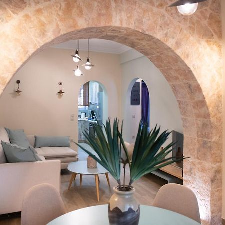Traditional Thiseio Home Atene Esterno foto