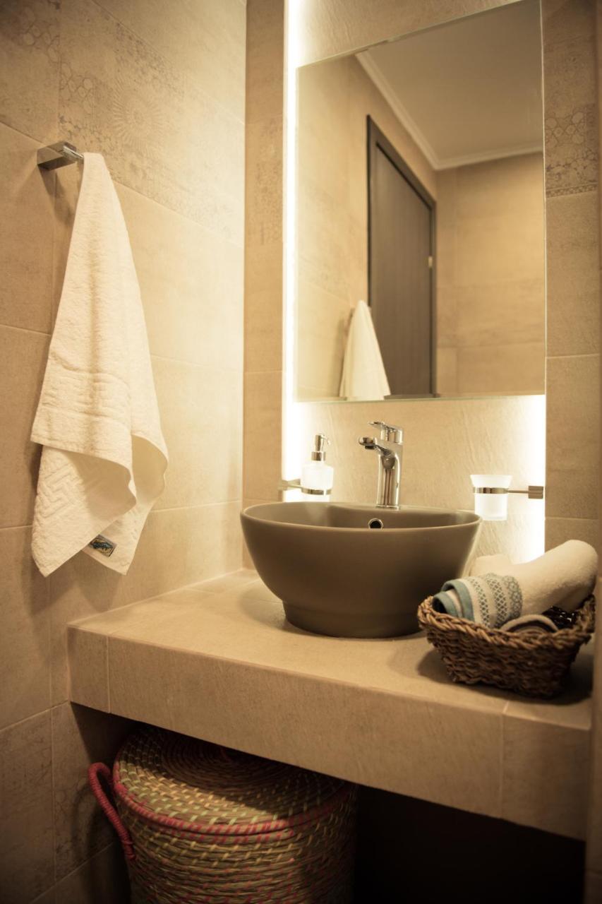 Traditional Thiseio Home Atene Esterno foto