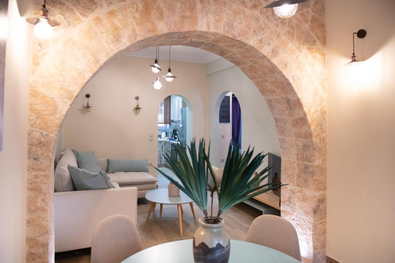 Traditional Thiseio Home Atene Esterno foto